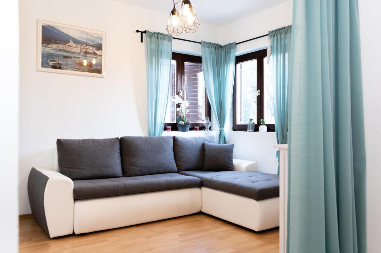 Villa Pag Dubrava Relax With Pool Bosana Екстериор снимка