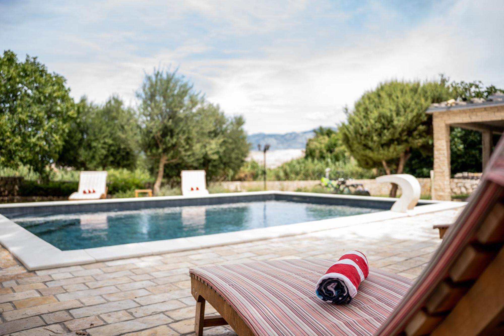 Villa Pag Dubrava Relax With Pool Bosana Екстериор снимка